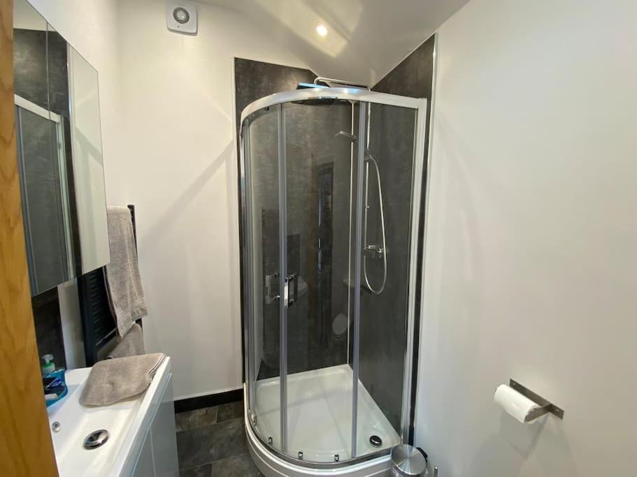 Stansted Airport Luxury Annexe With Parking. Lägenhet Birchanger Exteriör bild